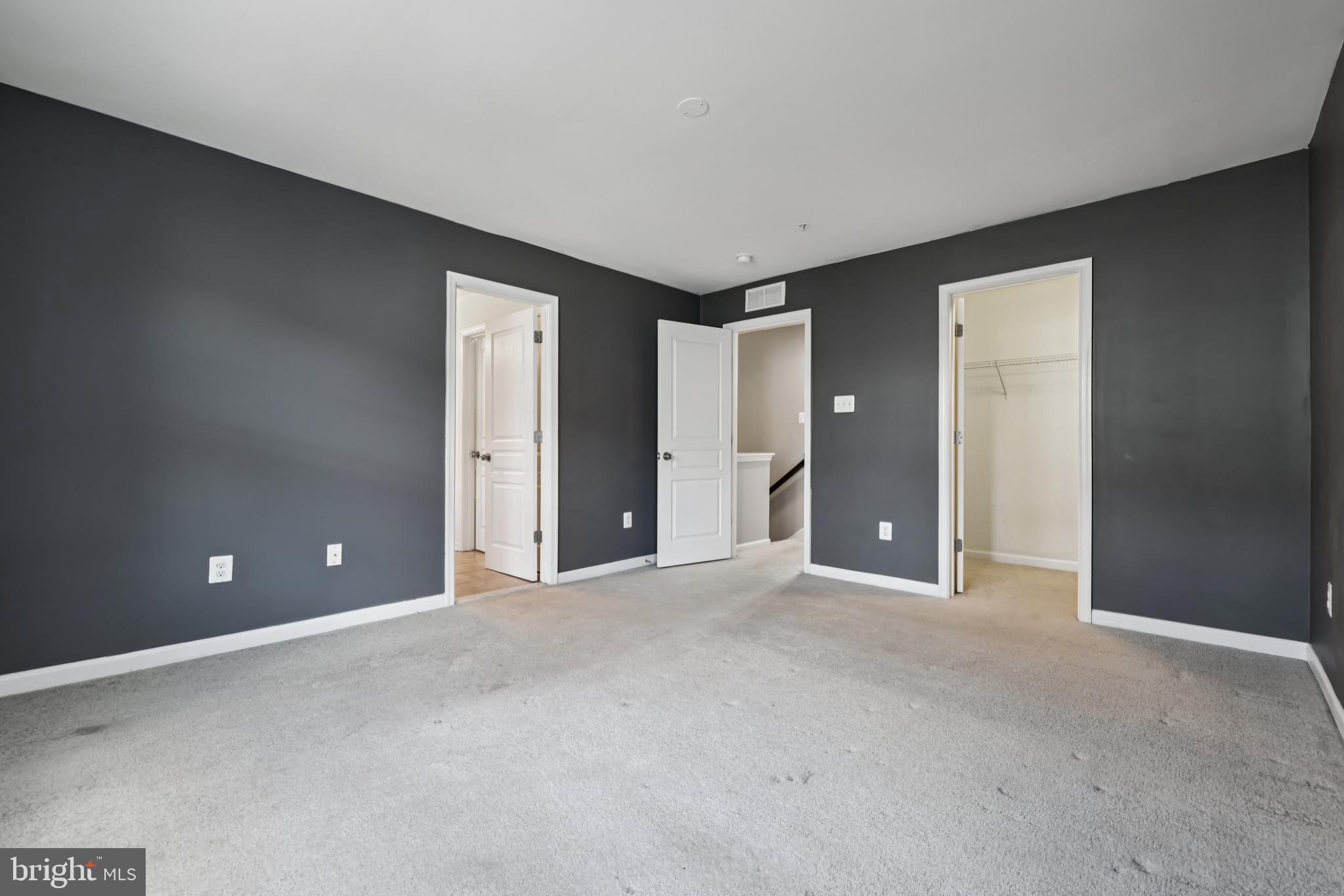 RED OAK CROSSING - Residential