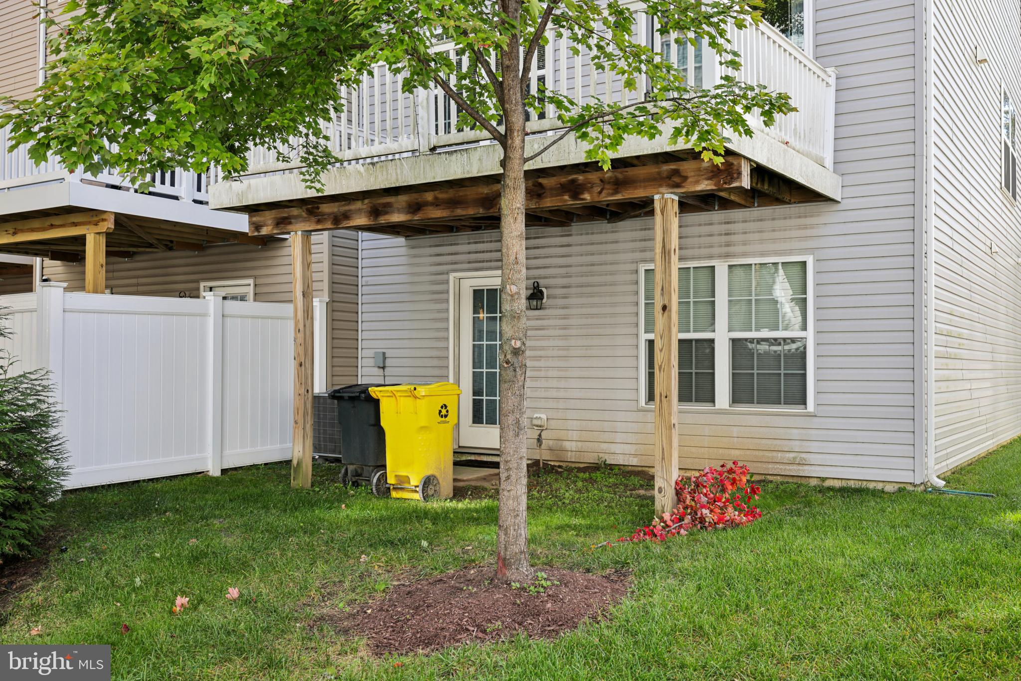 RED OAK CROSSING - Residential