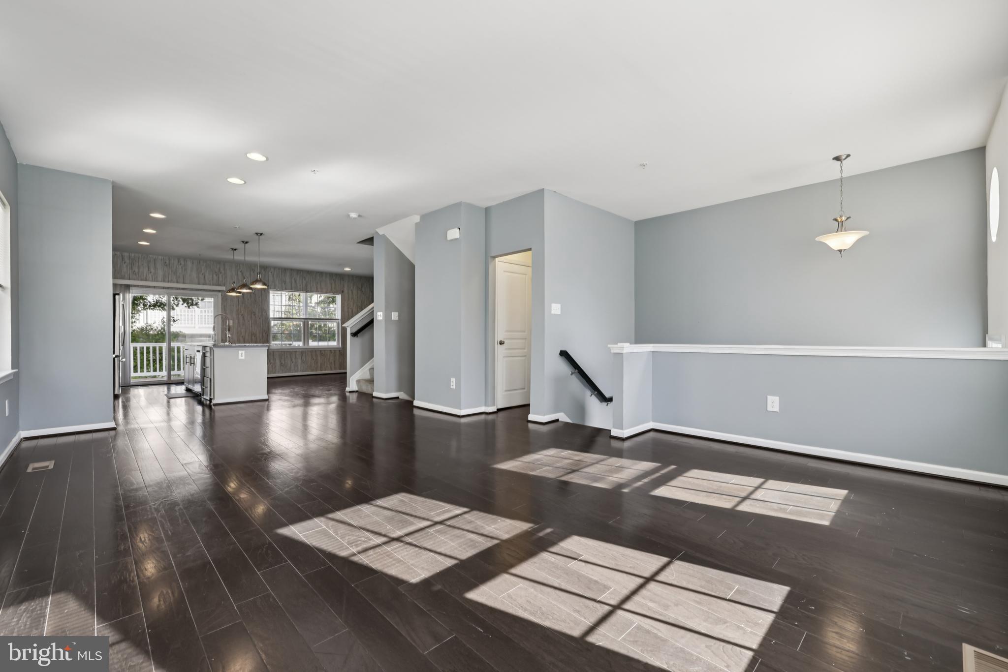 RED OAK CROSSING - Residential