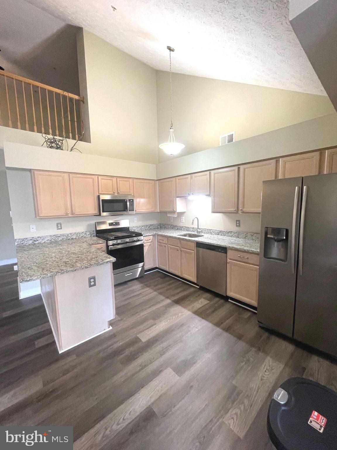 COVINGTON CONDOMINIUMS - Residential