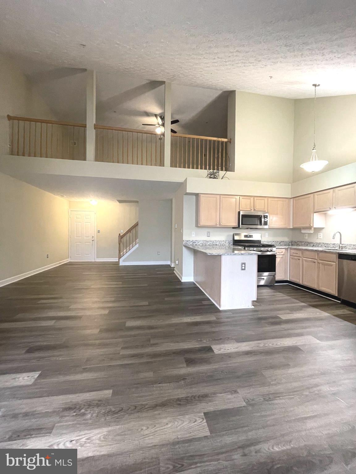 COVINGTON CONDOMINIUMS - Residential