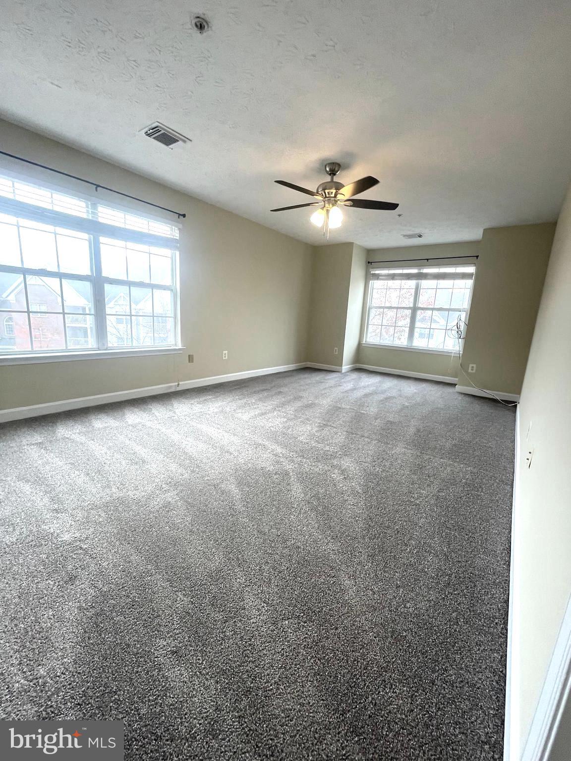 COVINGTON CONDOMINIUMS - Residential