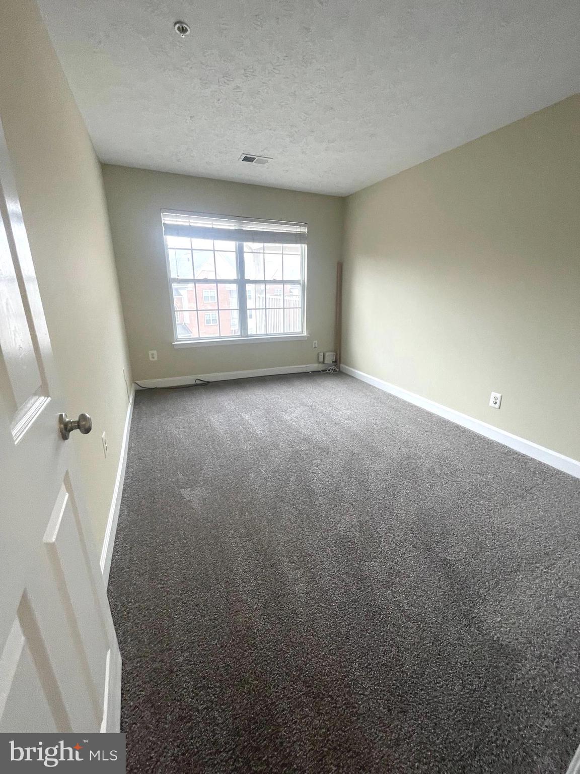 COVINGTON CONDOMINIUMS - Residential