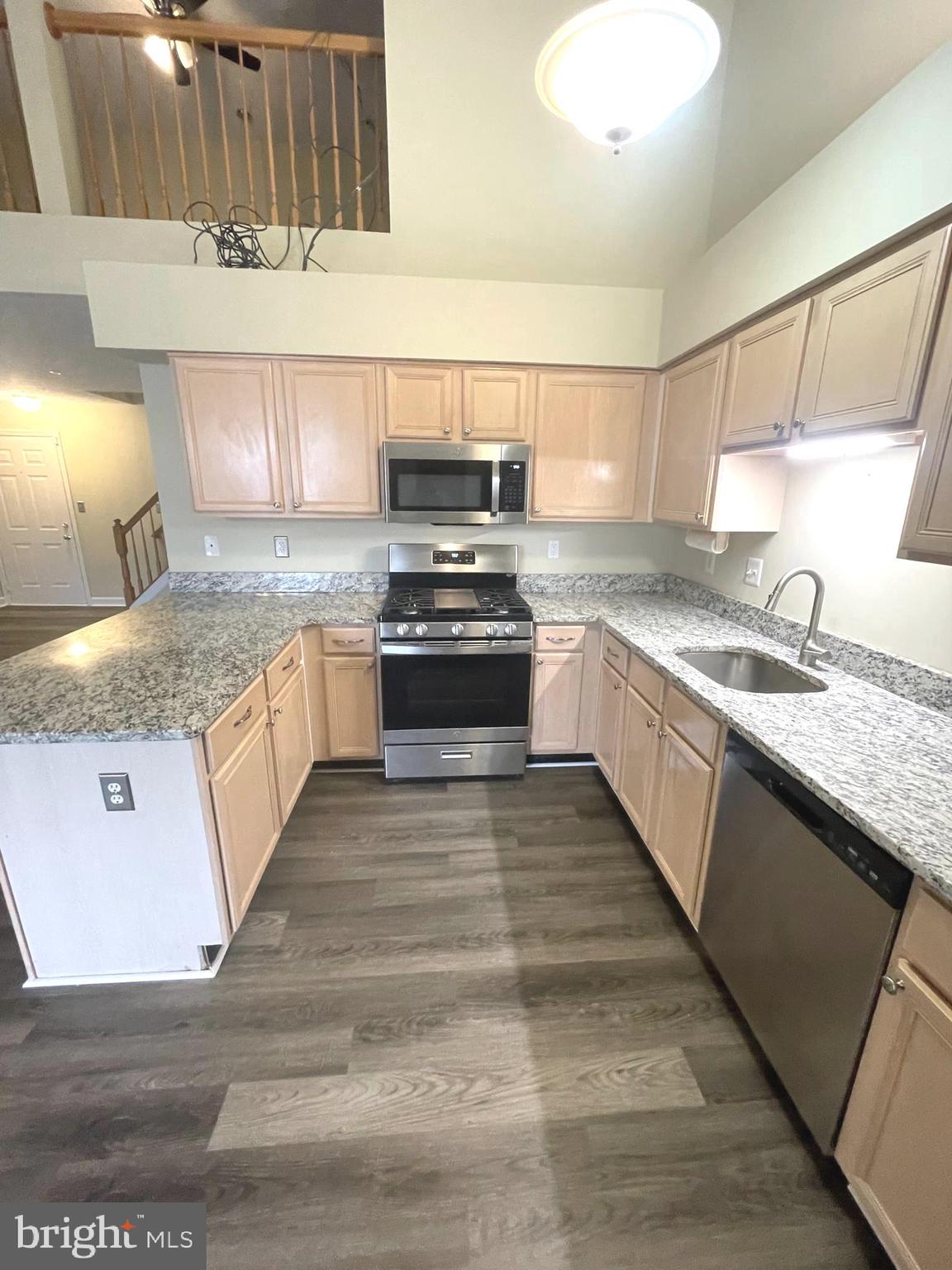 COVINGTON CONDOMINIUMS - Residential