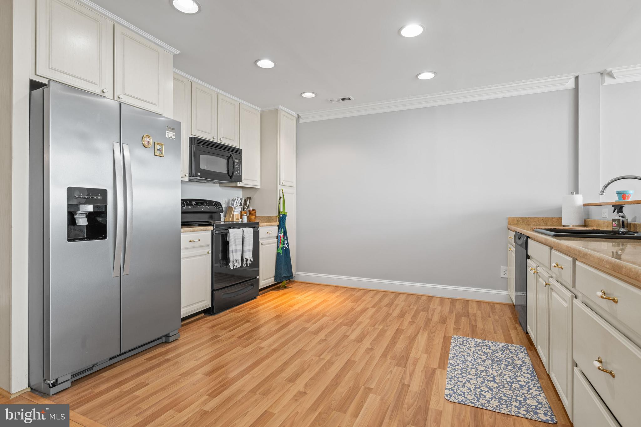 RUMSEY ISLAND - Residential