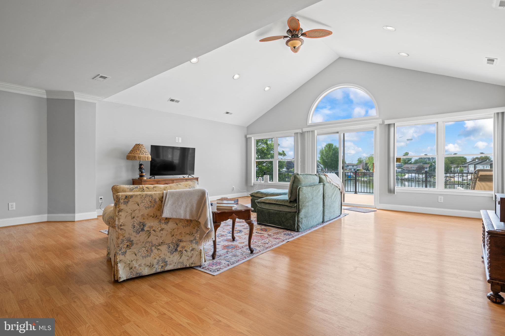 RUMSEY ISLAND - Residential