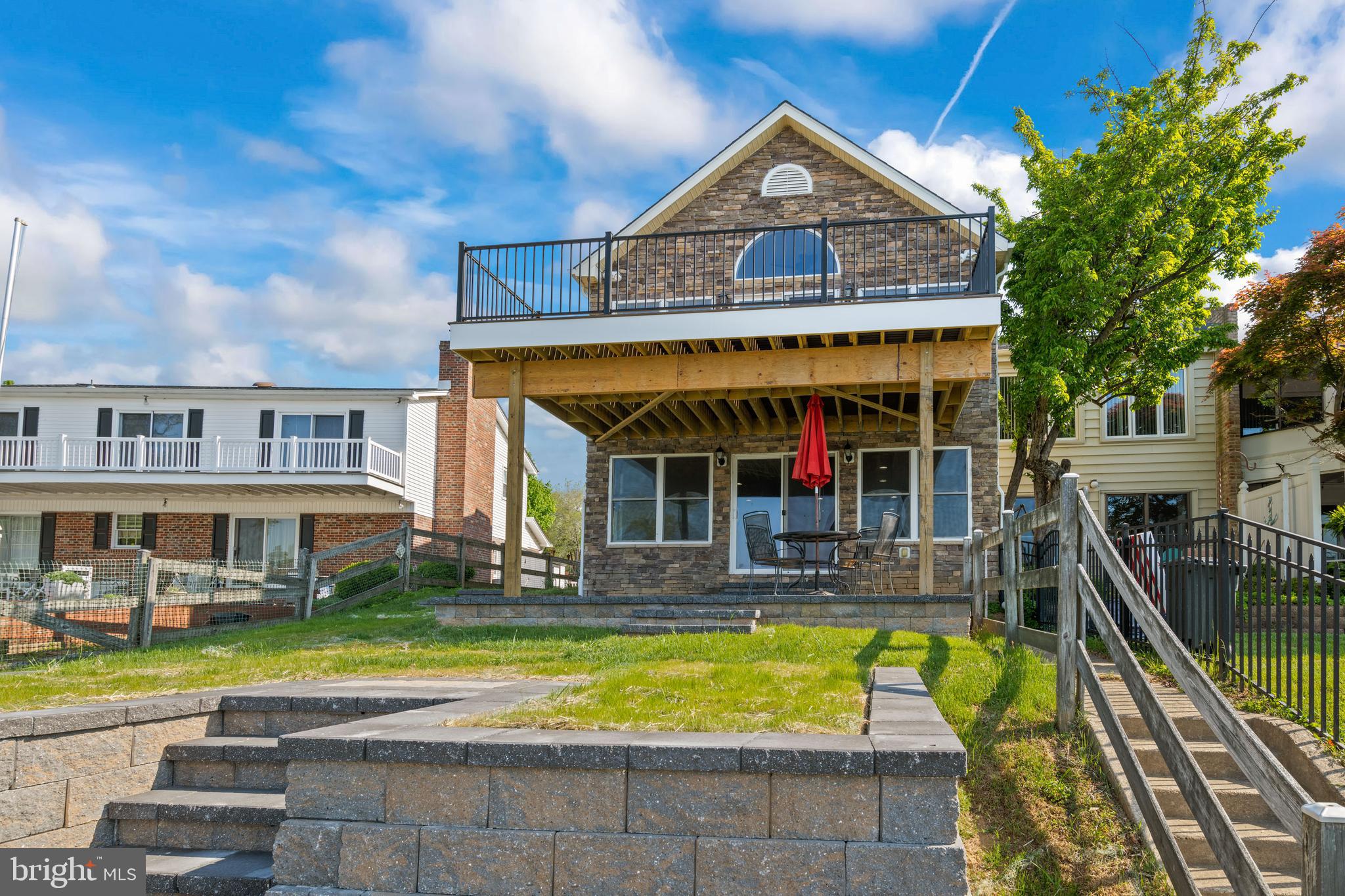 RUMSEY ISLAND - Residential