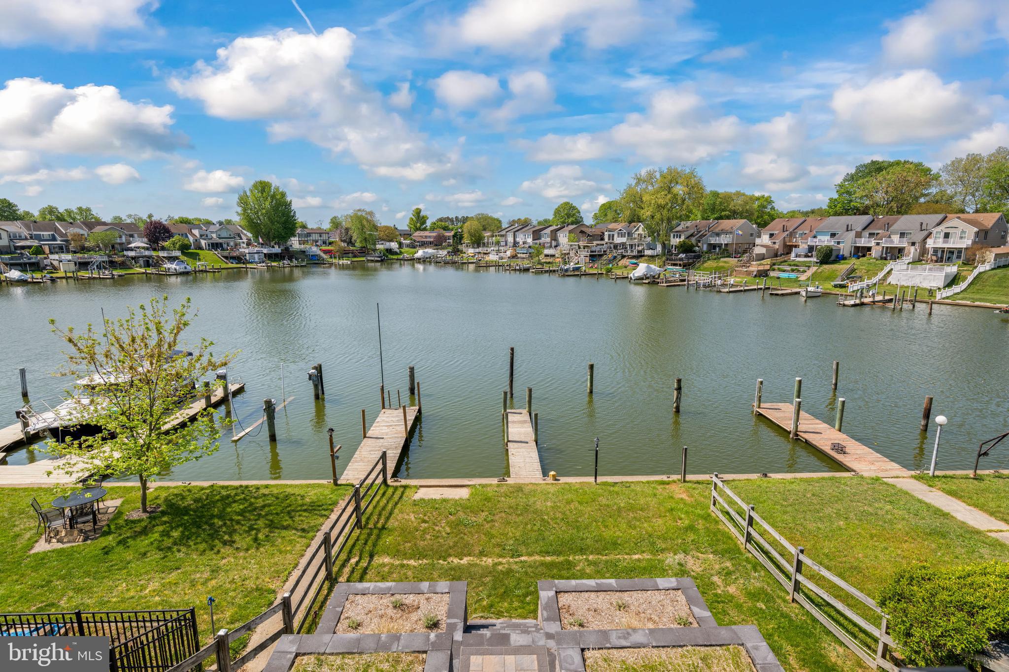 RUMSEY ISLAND - Residential