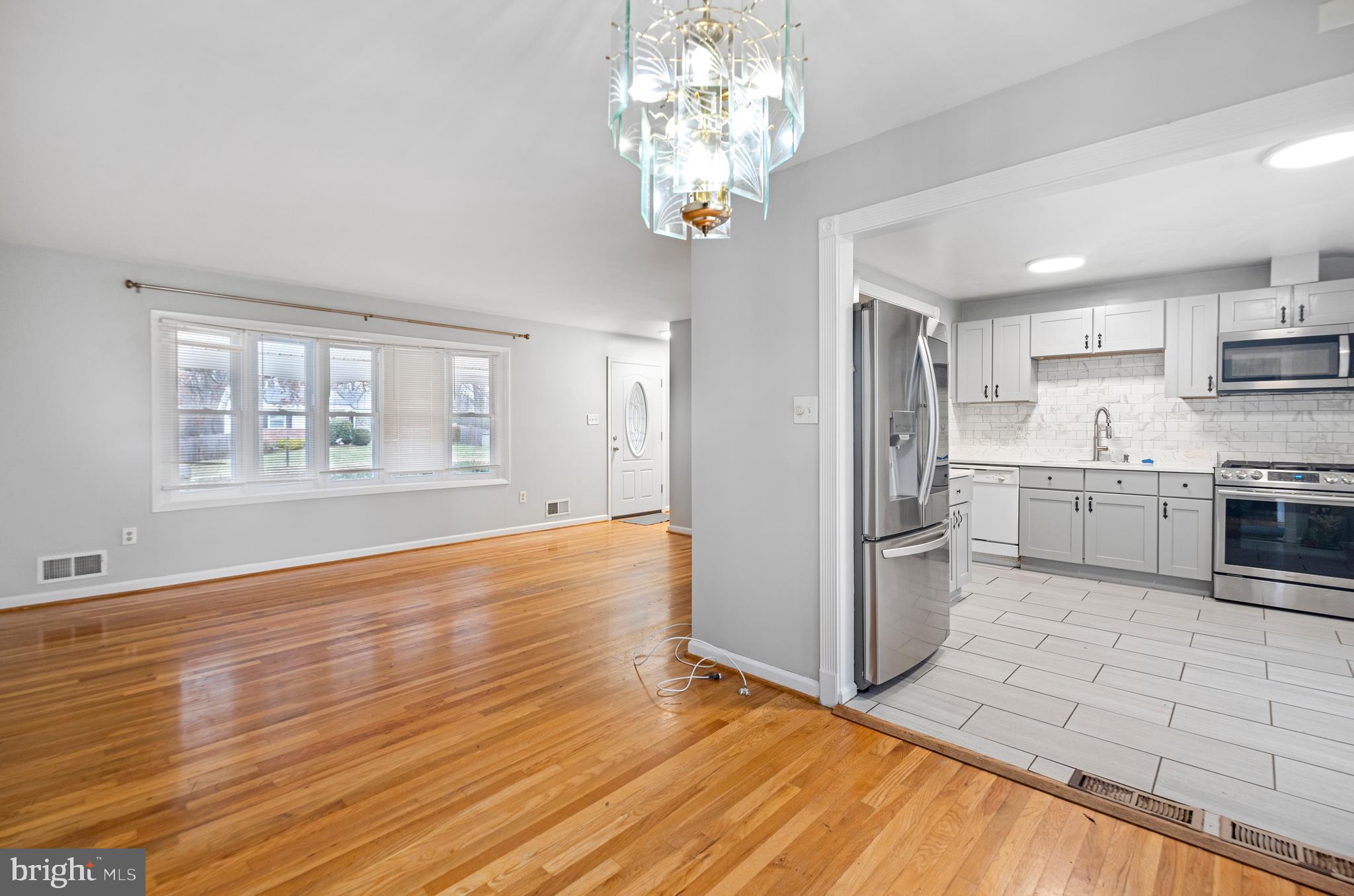 WHEATON WOODS - Residential Lease