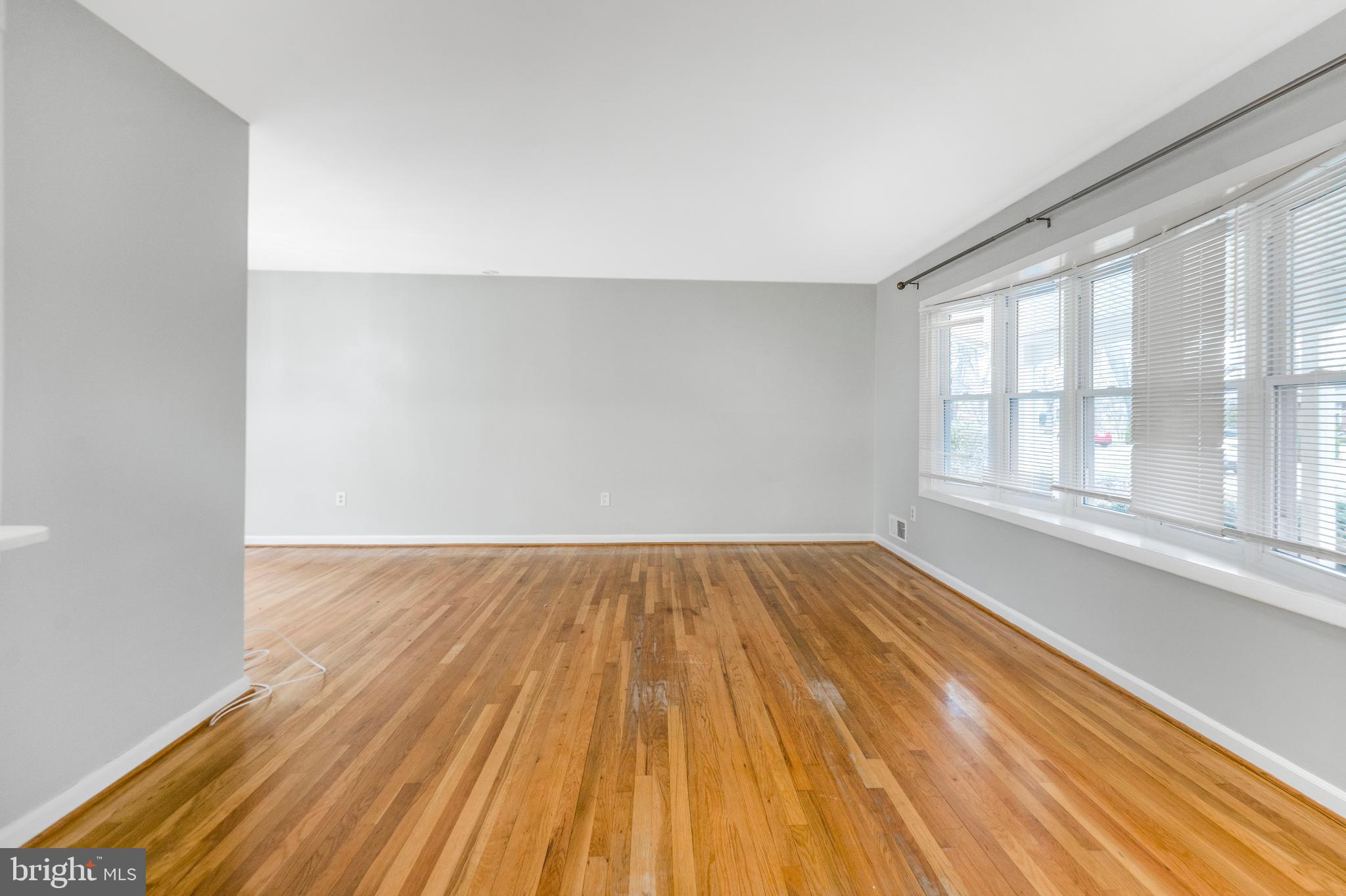 WHEATON WOODS - Residential Lease