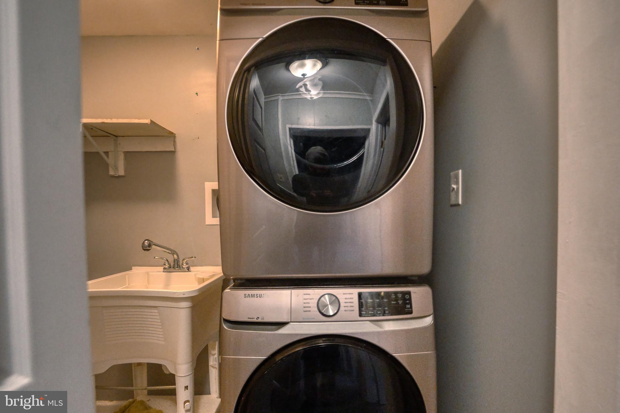 WHEATON WOODS - Residential Lease