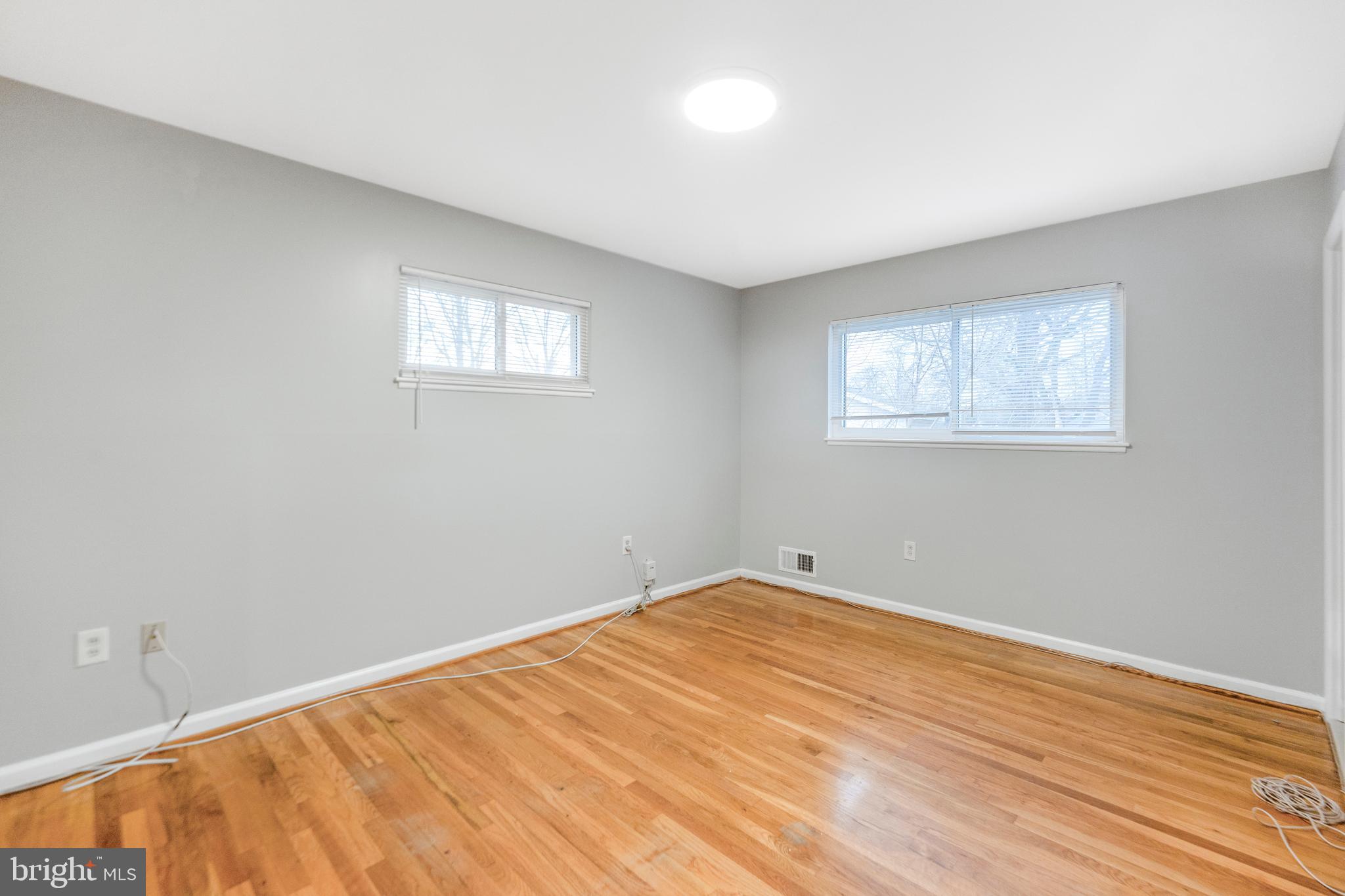 WHEATON WOODS - Residential Lease