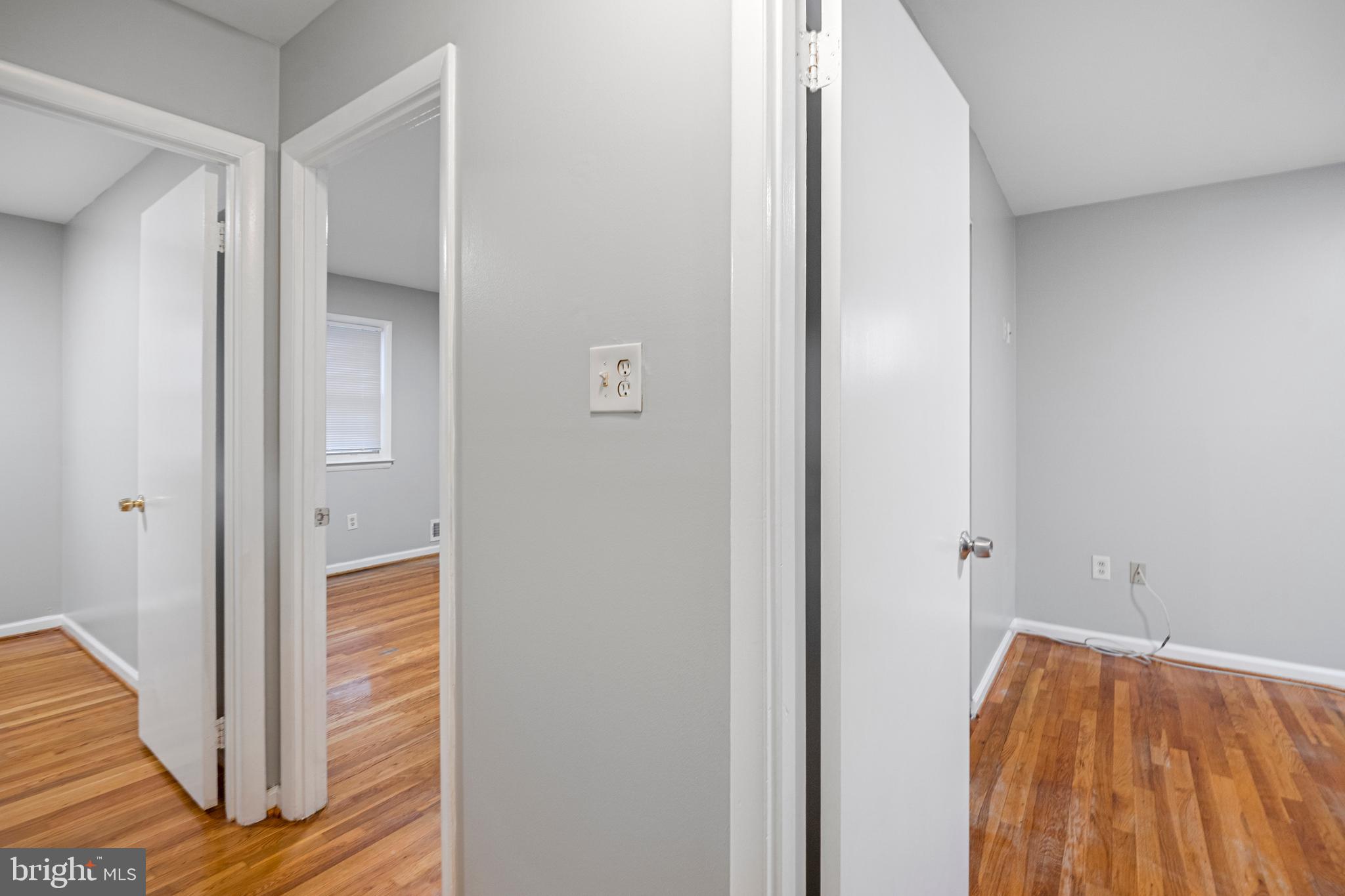 WHEATON WOODS - Residential Lease