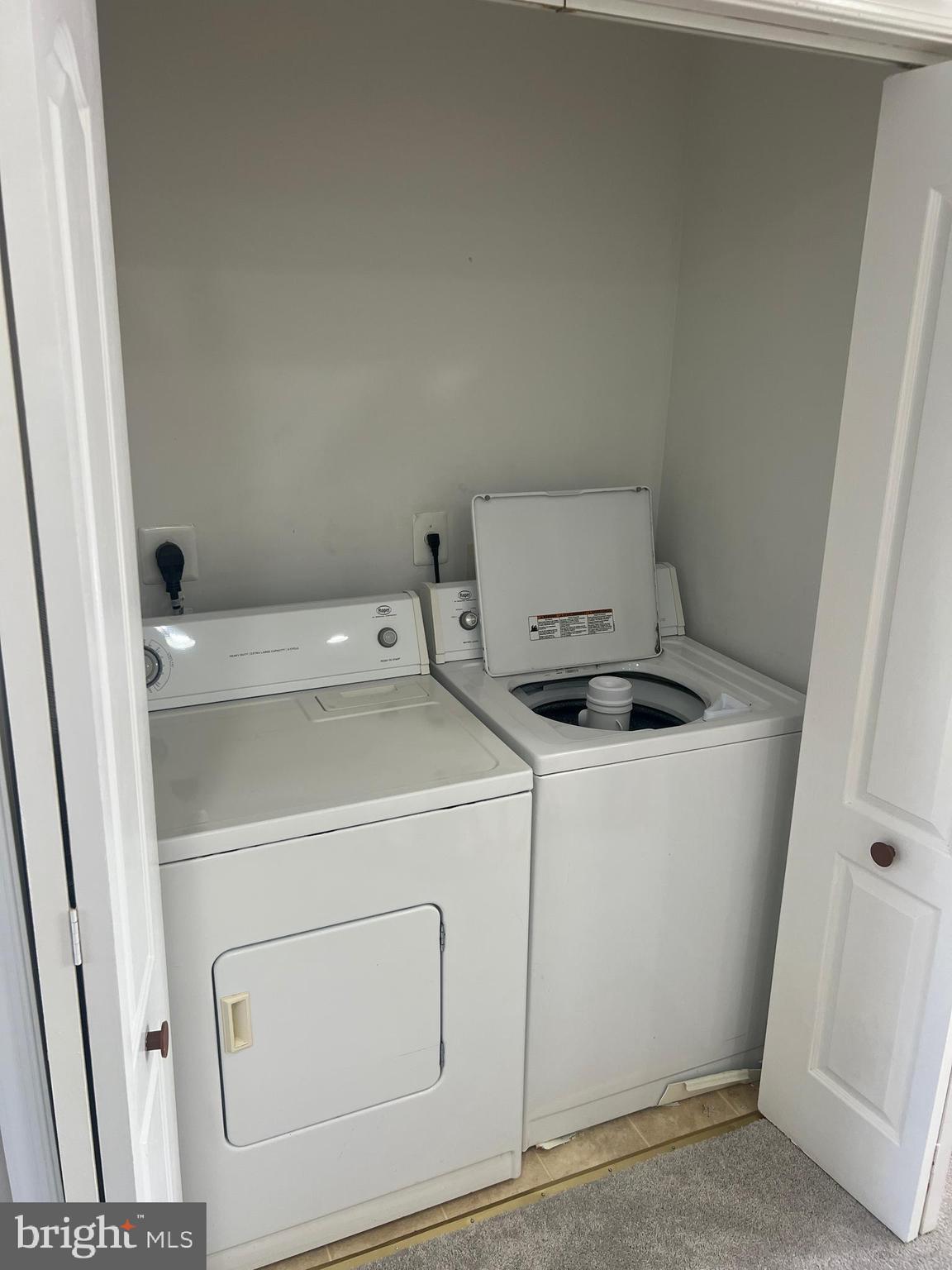 BRIGHTWOOD FOREST - Residential Lease