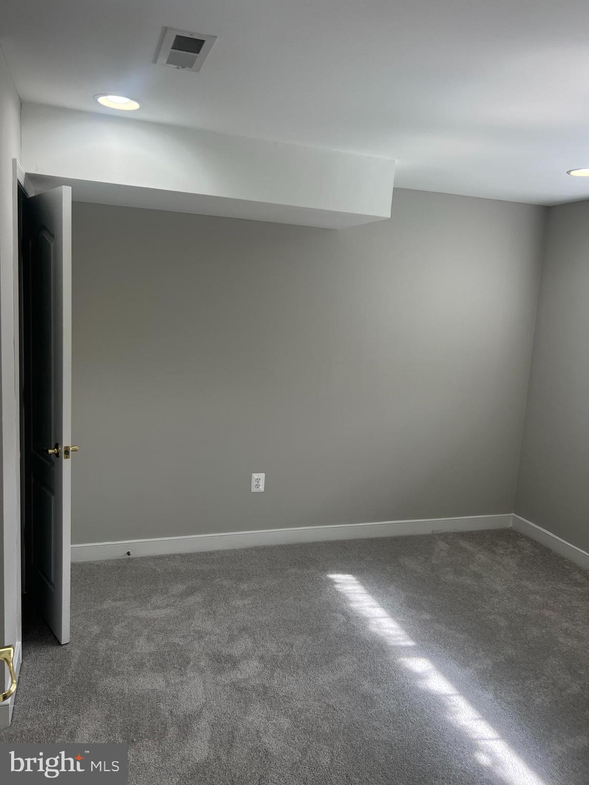 BRIGHTWOOD FOREST - Residential Lease