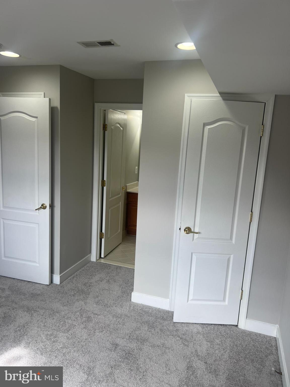 BRIGHTWOOD FOREST - Residential Lease