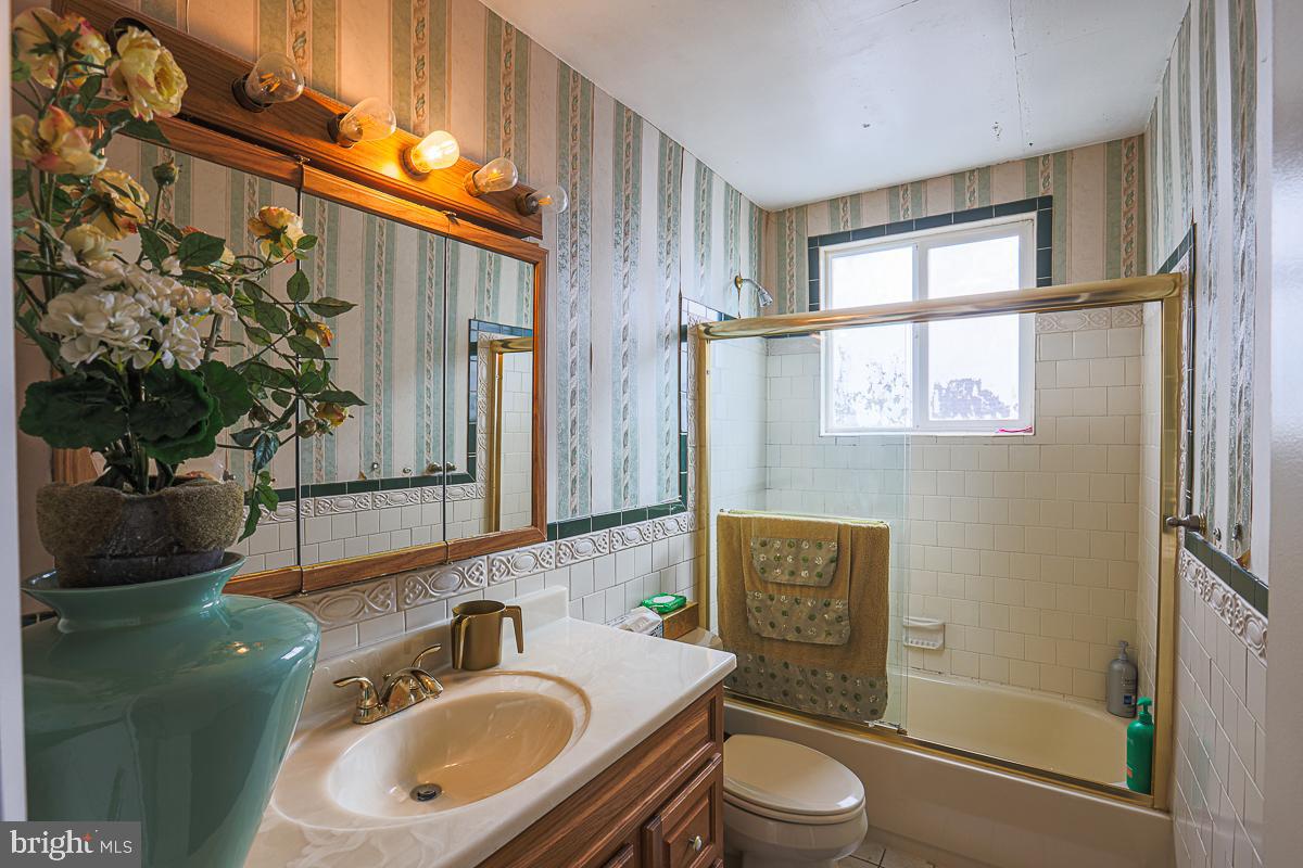 CROSS COUNTRY - Residential