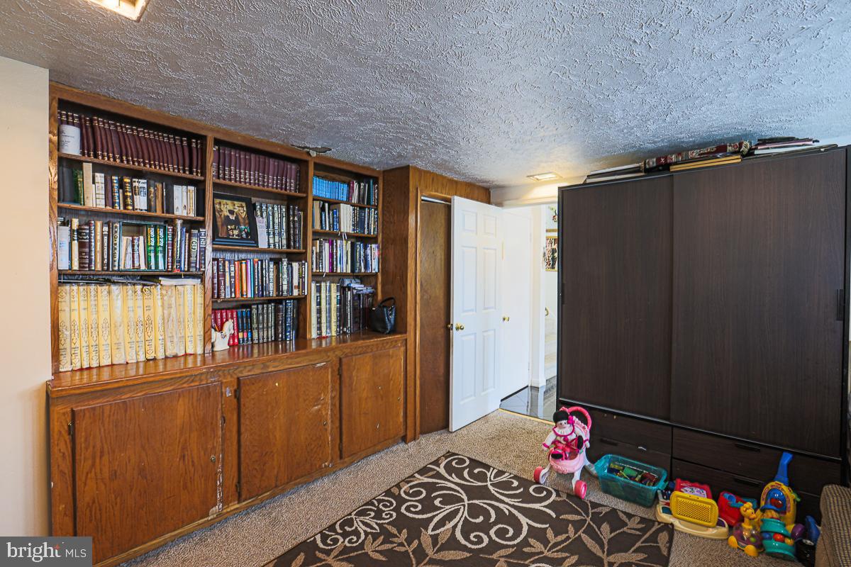 CROSS COUNTRY - Residential