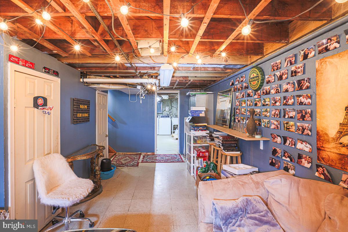 CROSS COUNTRY - Residential