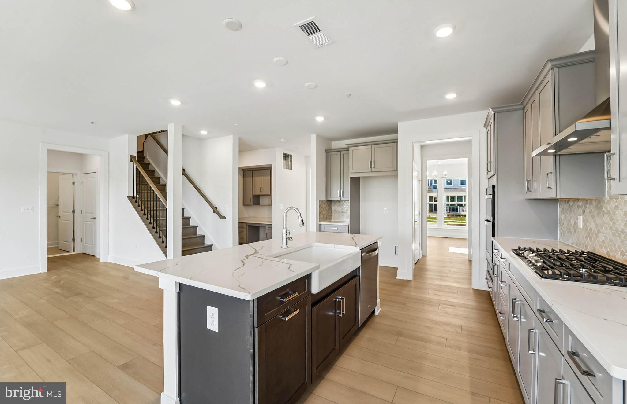 CABIN BRANCH - Residential