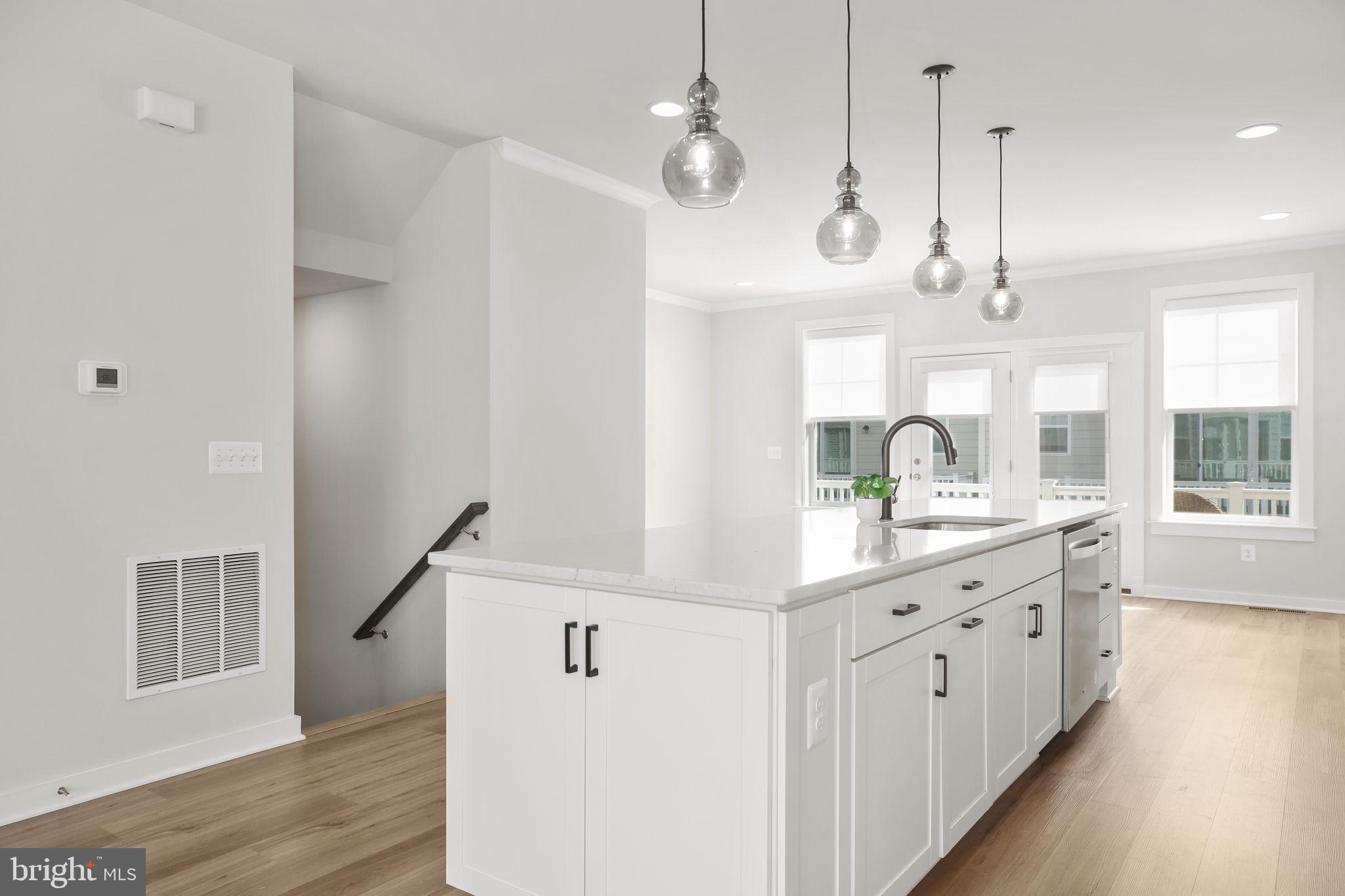 HIGHLANDER PARK - Residential