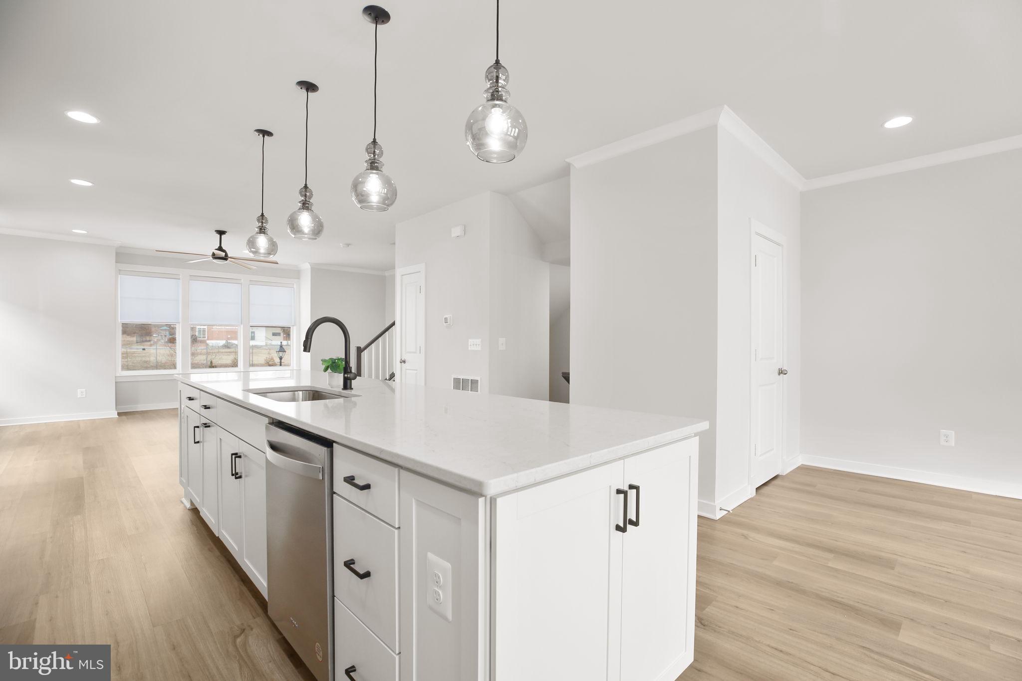 HIGHLANDER PARK - Residential