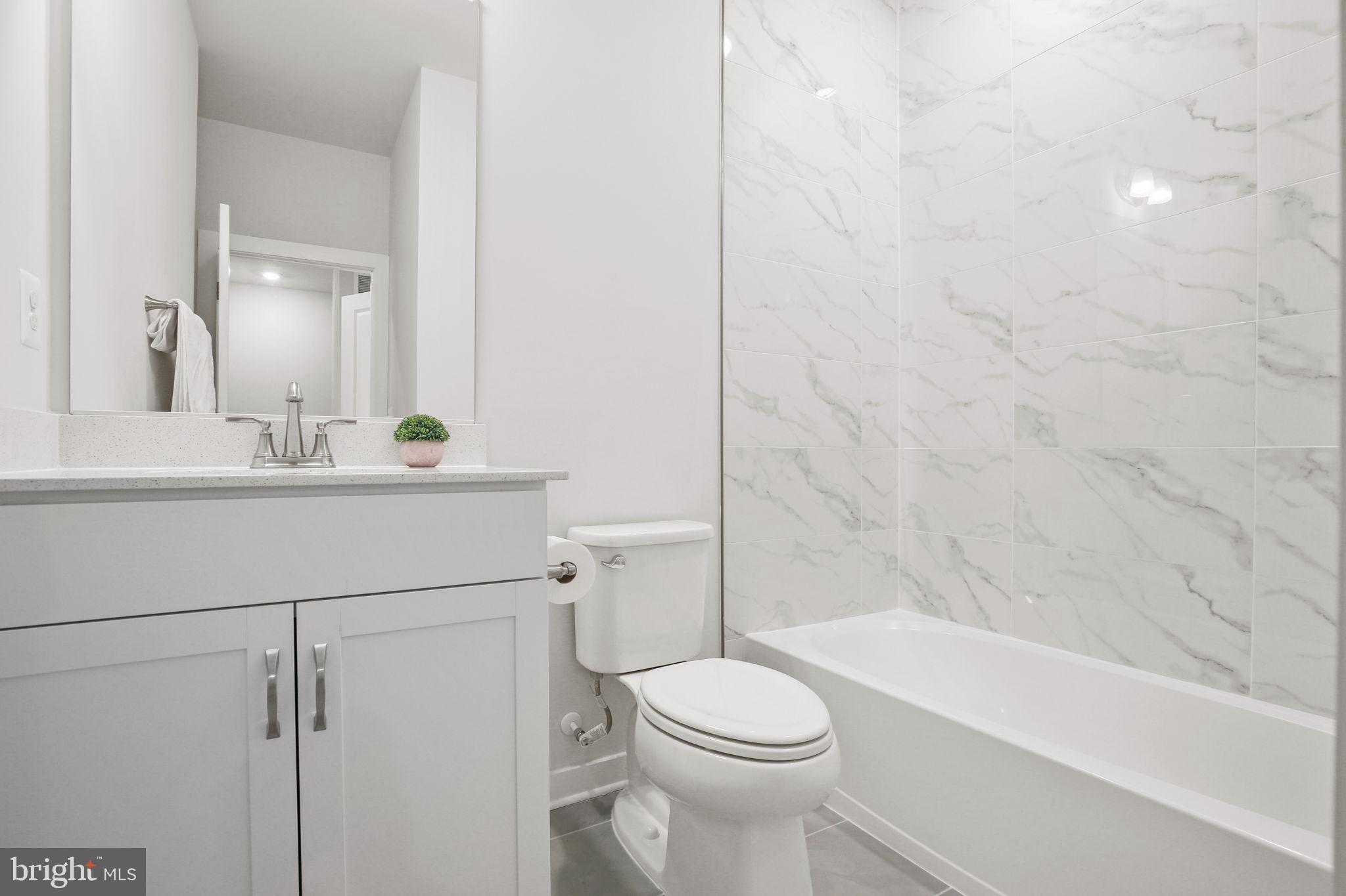 HIGHLANDER PARK - Residential