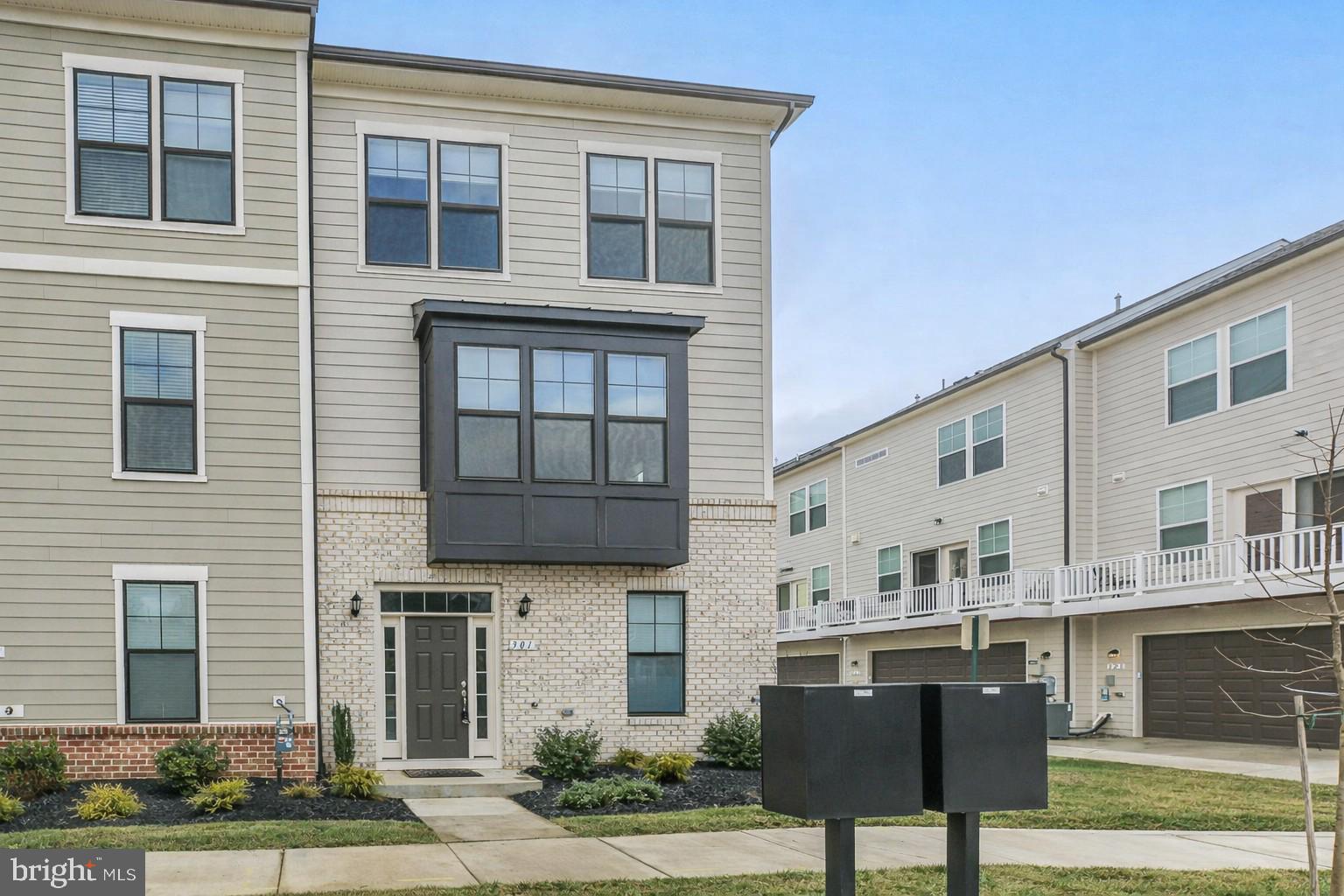 HIGHLANDER PARK - Residential