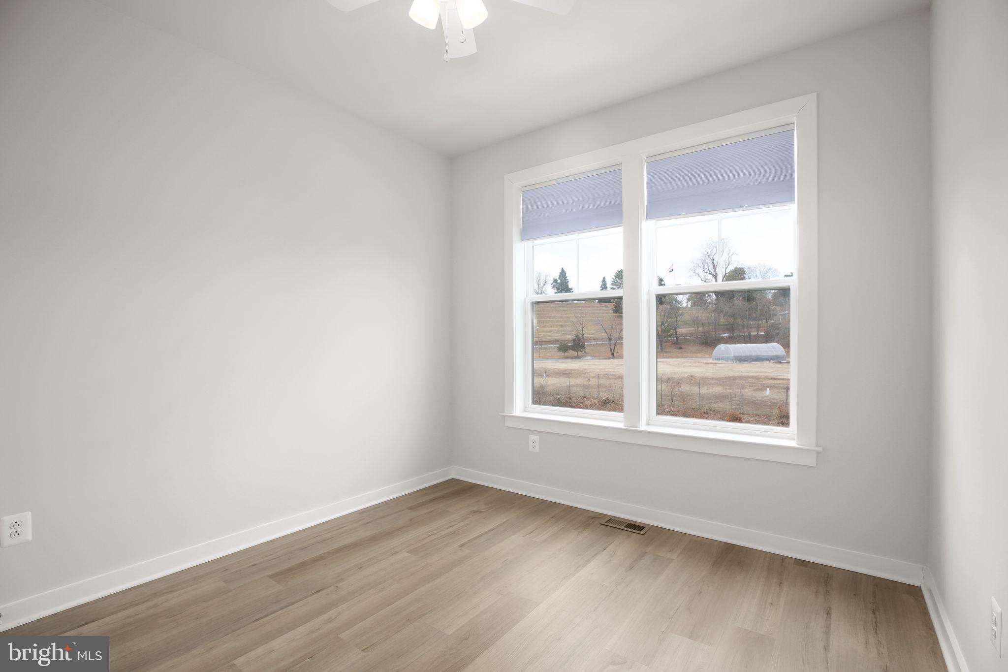 HIGHLANDER PARK - Residential