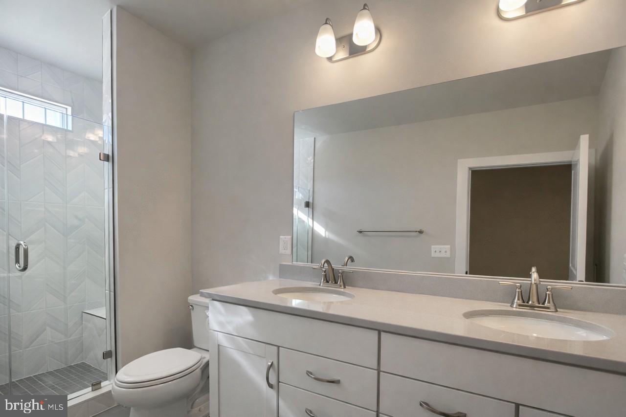 HIGHLANDER PARK - Residential