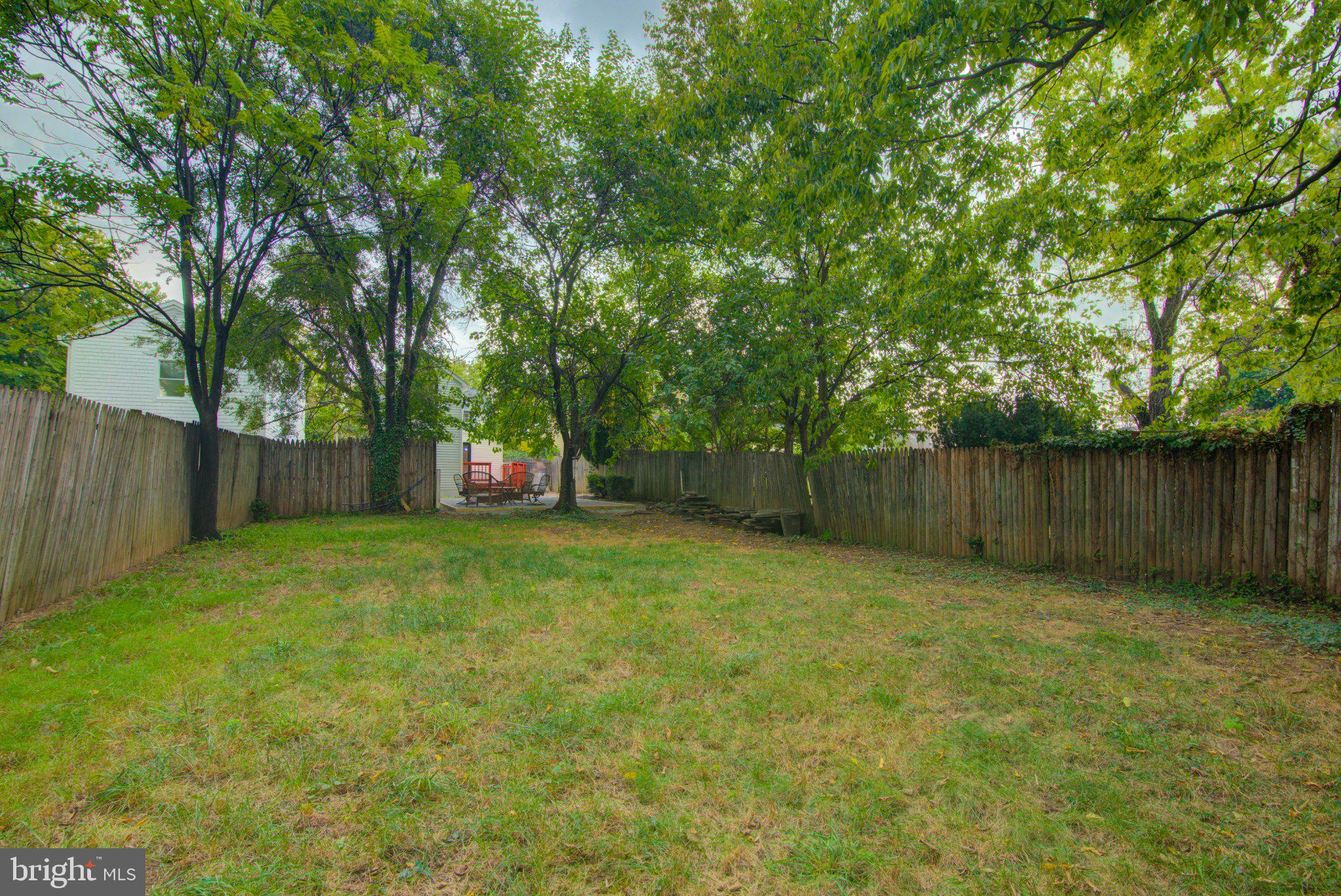221 SOUTH STREET SE