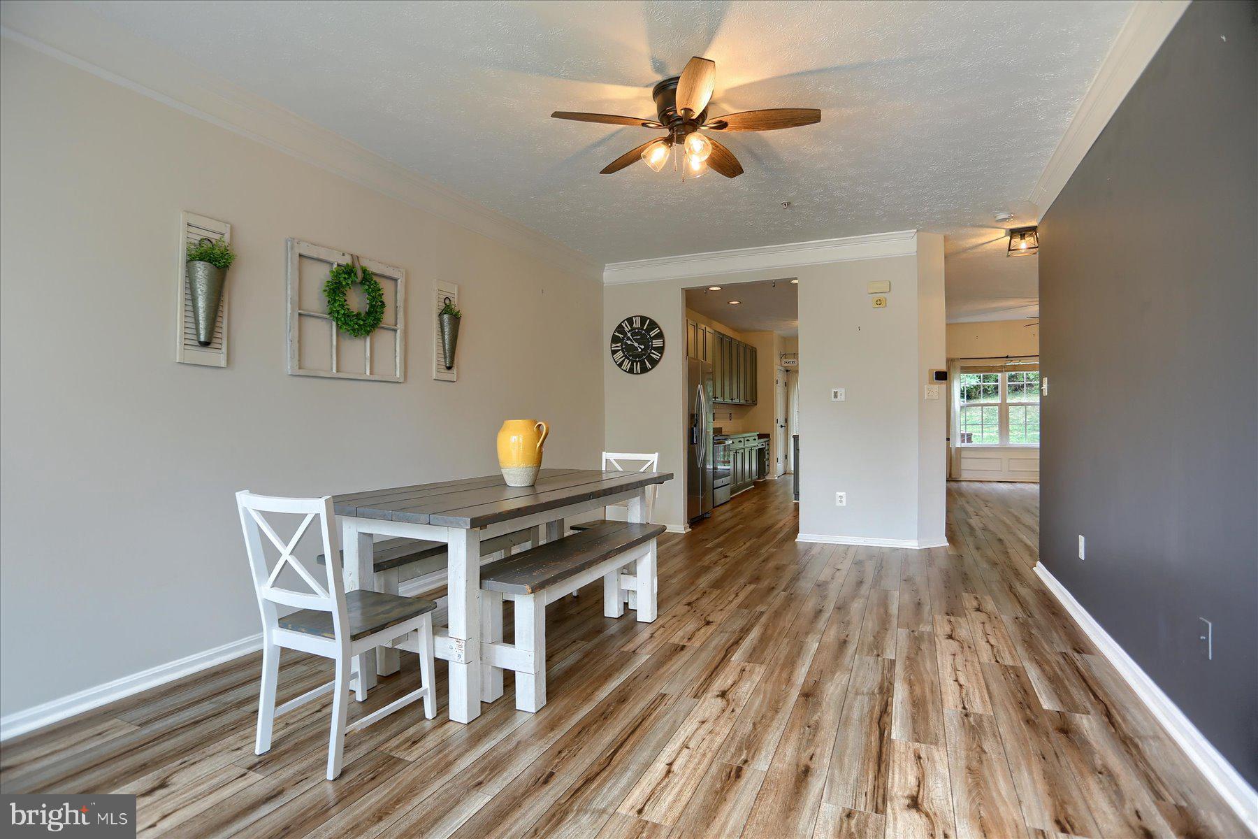 105 RUSTIC COURT