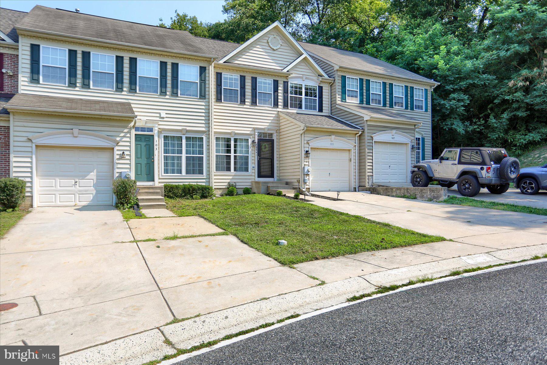 105 RUSTIC COURT