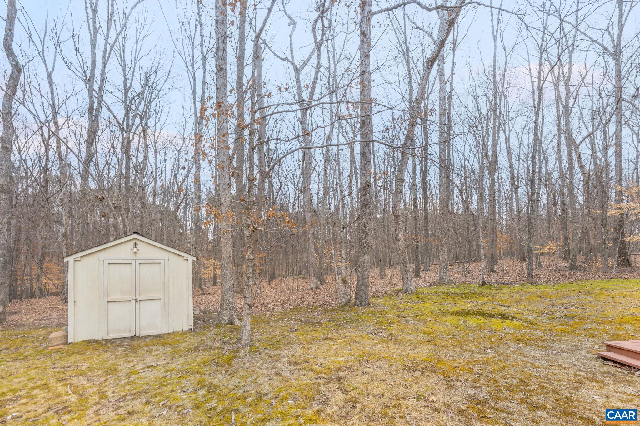 LAKE MONTICELLO - Residential