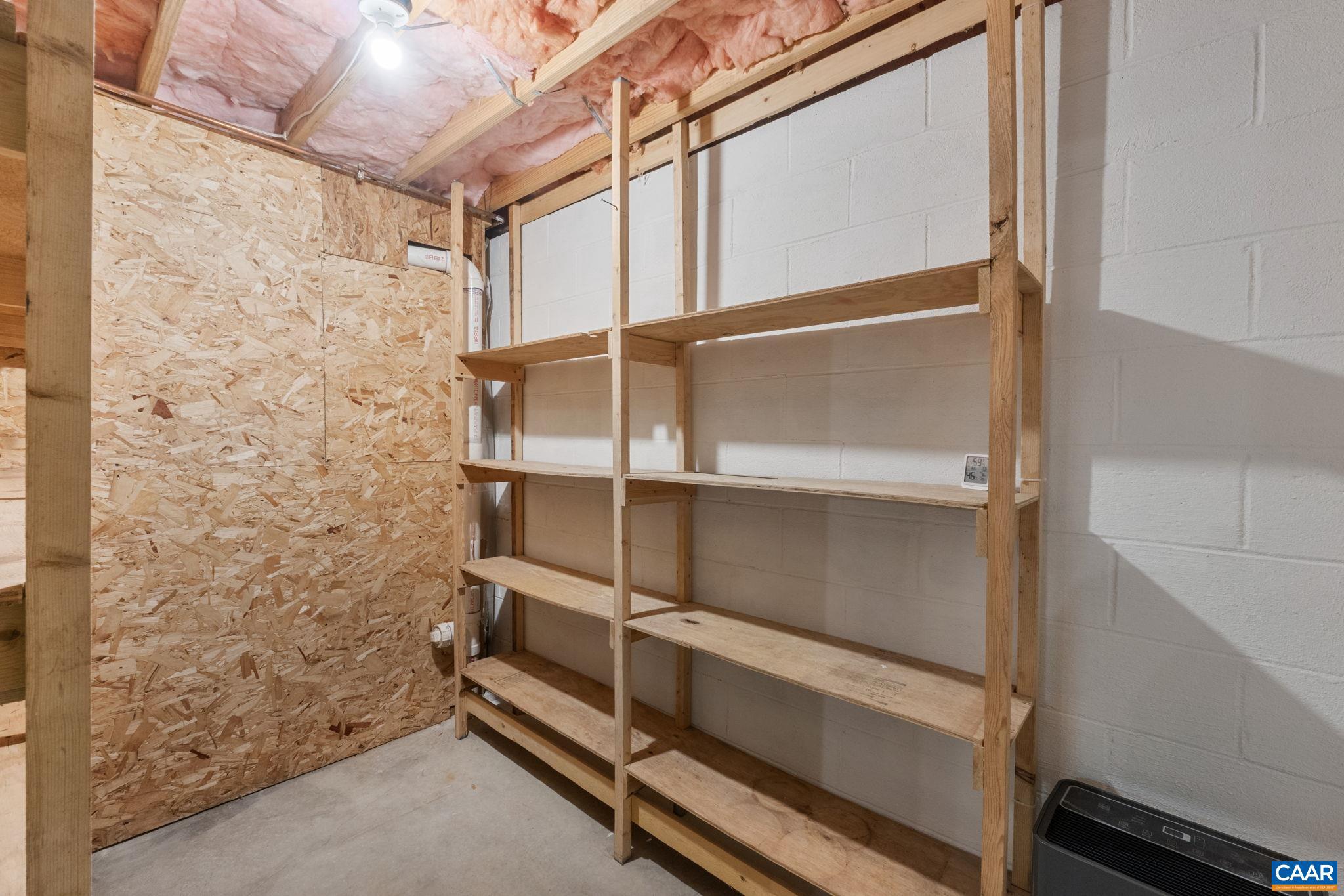 LAKE MONTICELLO - Residential