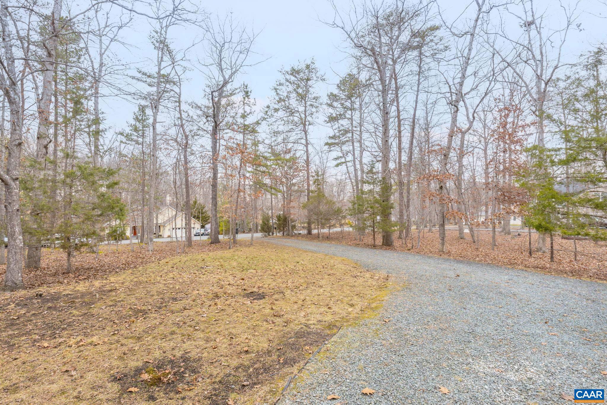 LAKE MONTICELLO - Residential