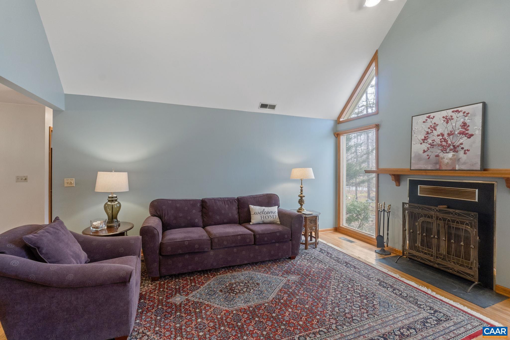 LAKE MONTICELLO - Residential