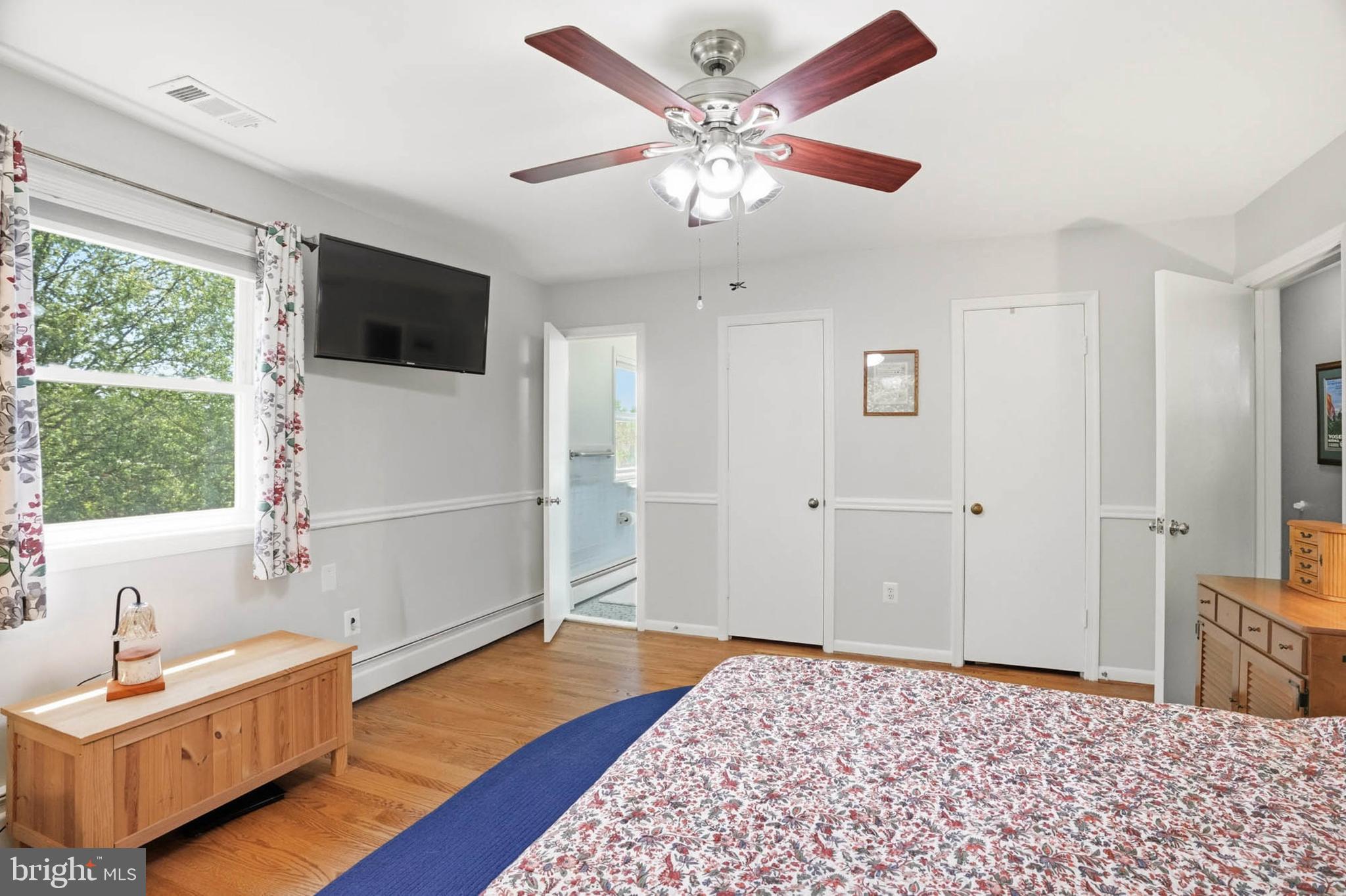 LAYTONSVILLE OUTSIDE - Residential