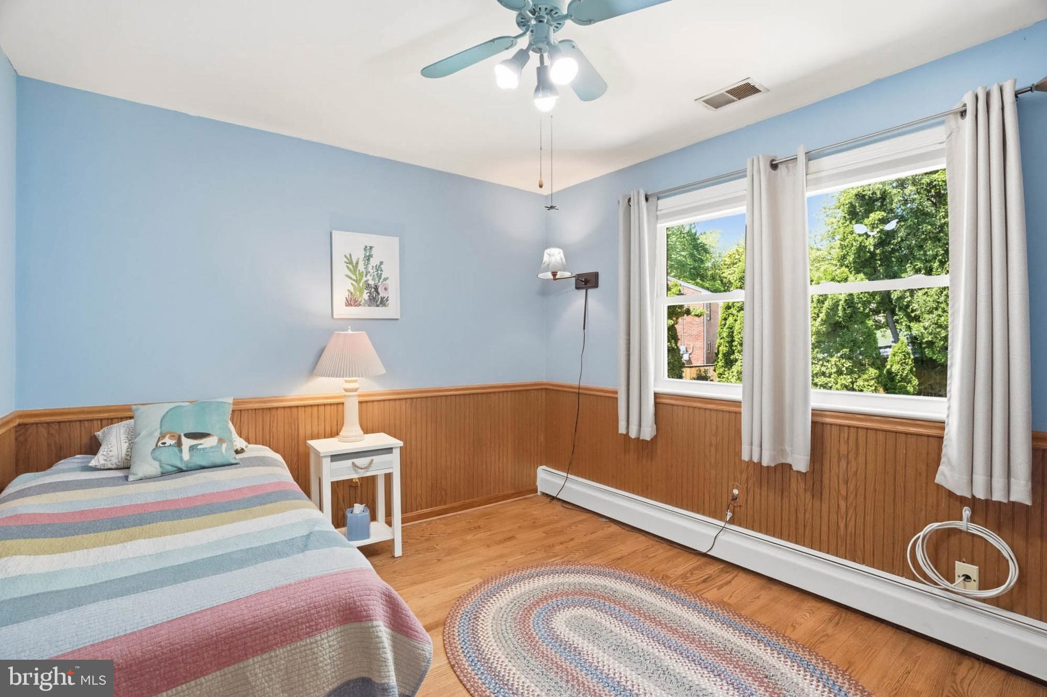 LAYTONSVILLE OUTSIDE - Residential
