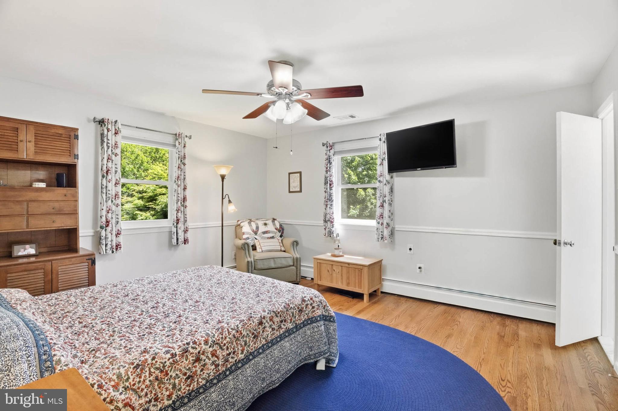 LAYTONSVILLE OUTSIDE - Residential