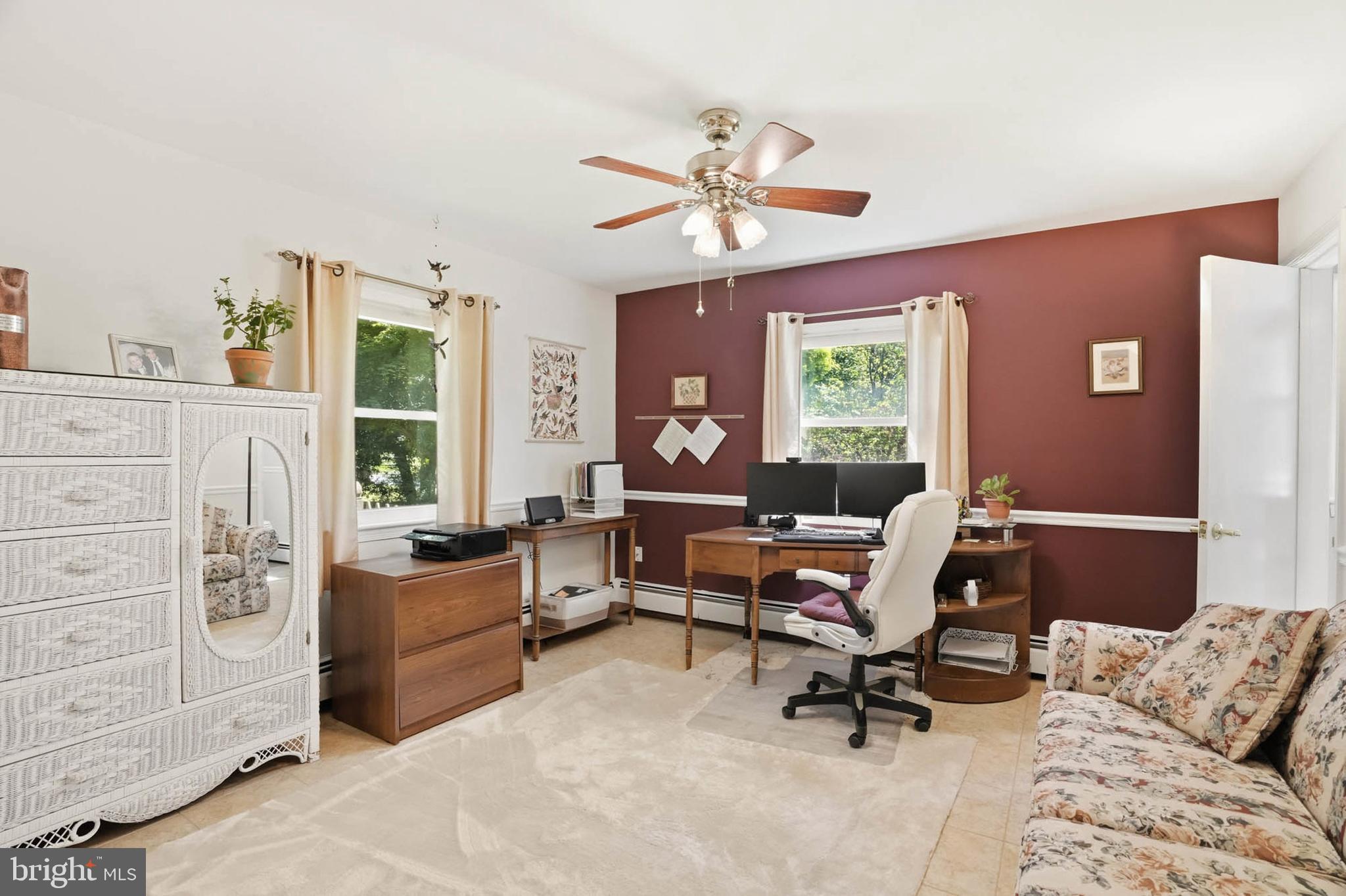 LAYTONSVILLE OUTSIDE - Residential