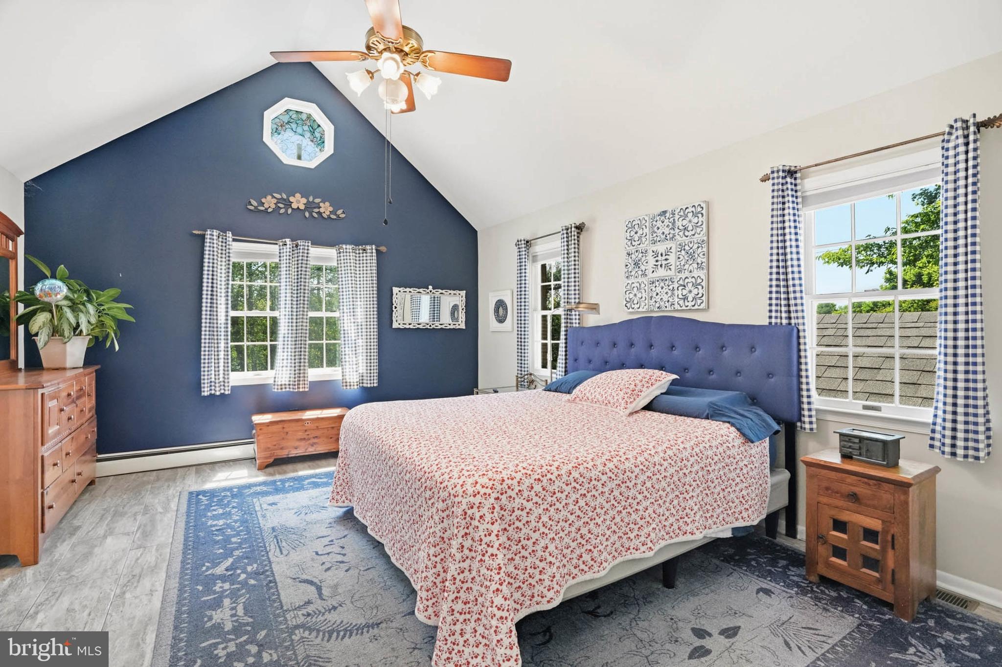 LAYTONSVILLE OUTSIDE - Residential