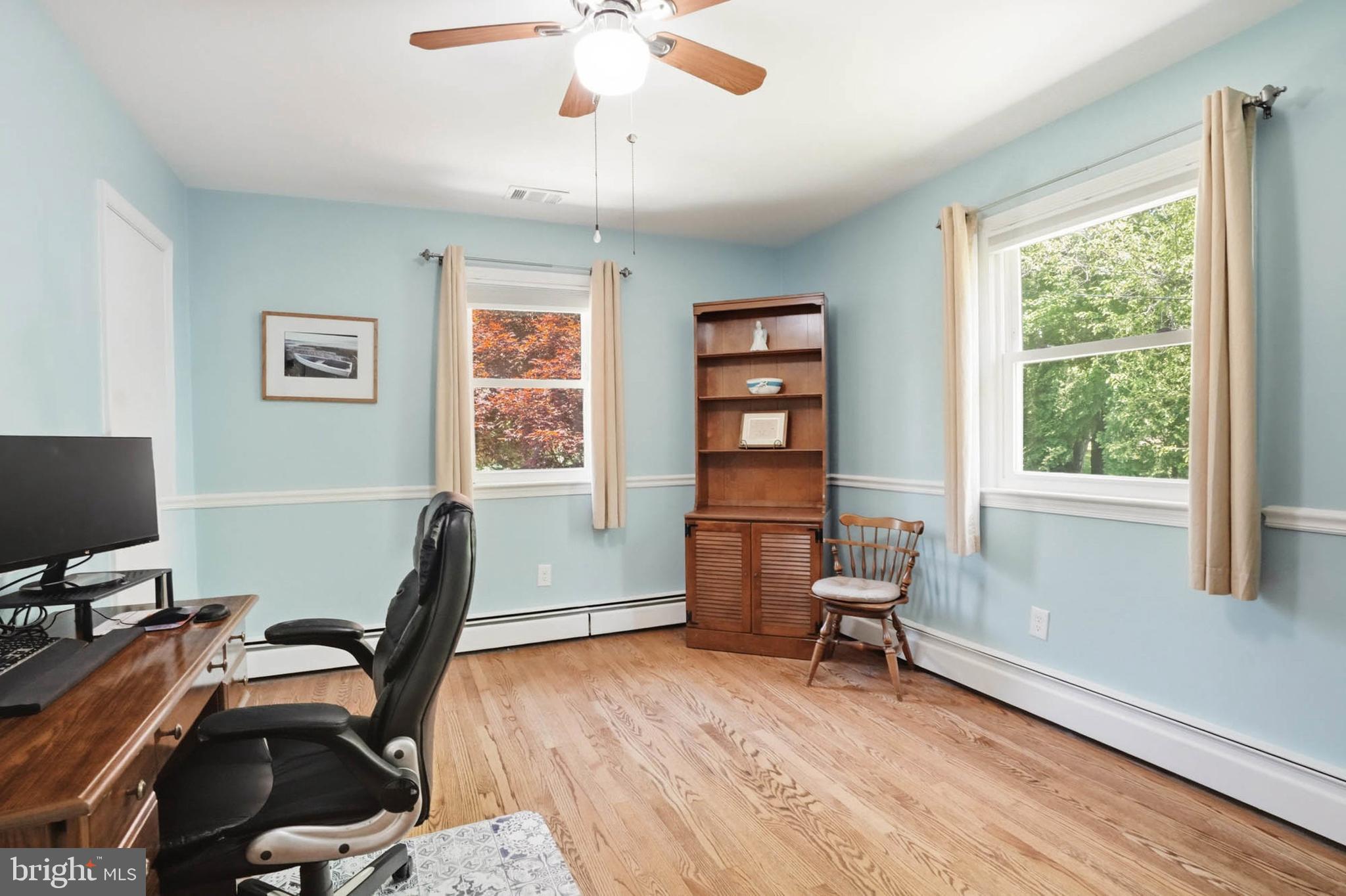 LAYTONSVILLE OUTSIDE - Residential