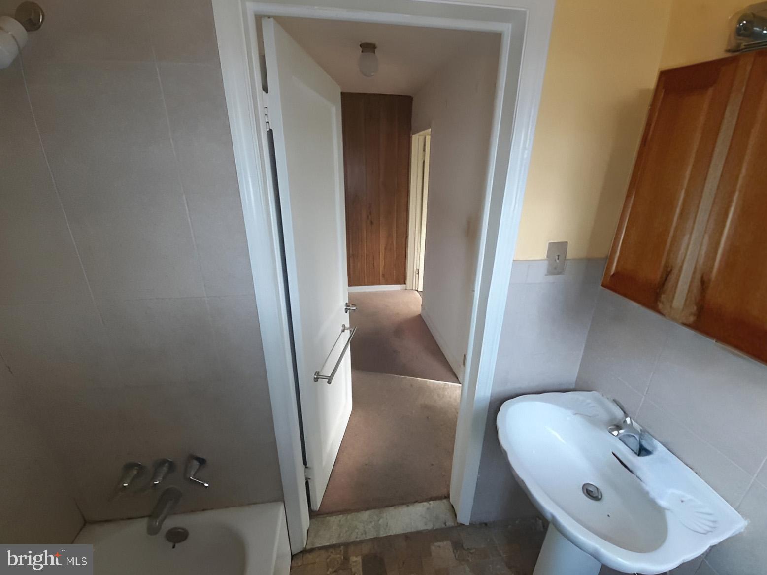 HOWARD PARK - Residential