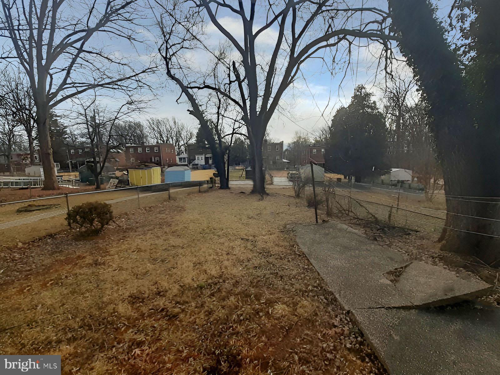 HOWARD PARK - Residential