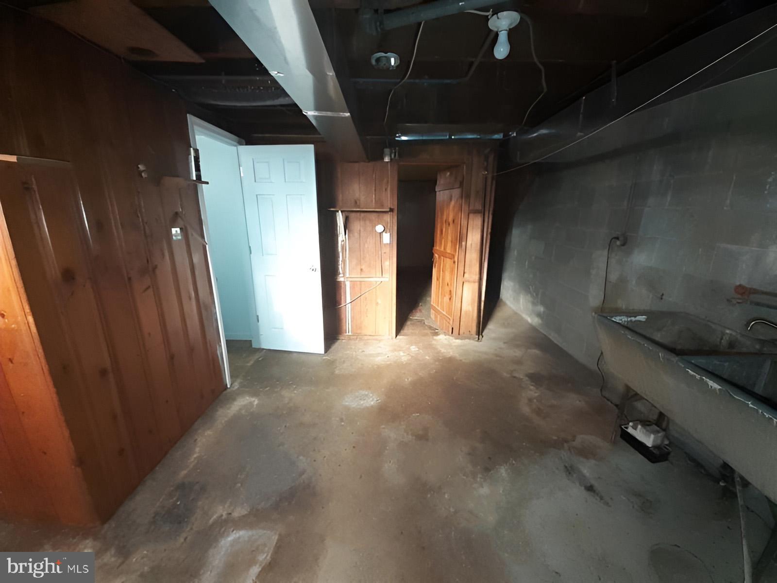 HOWARD PARK - Residential