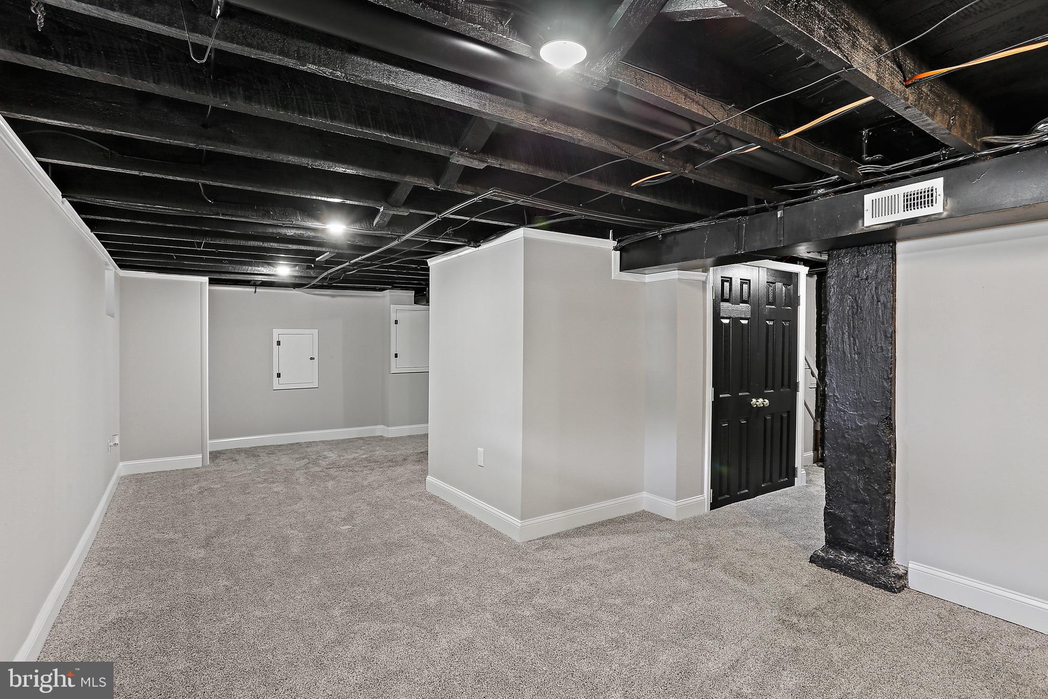 WINSTON GOVANS - Residential