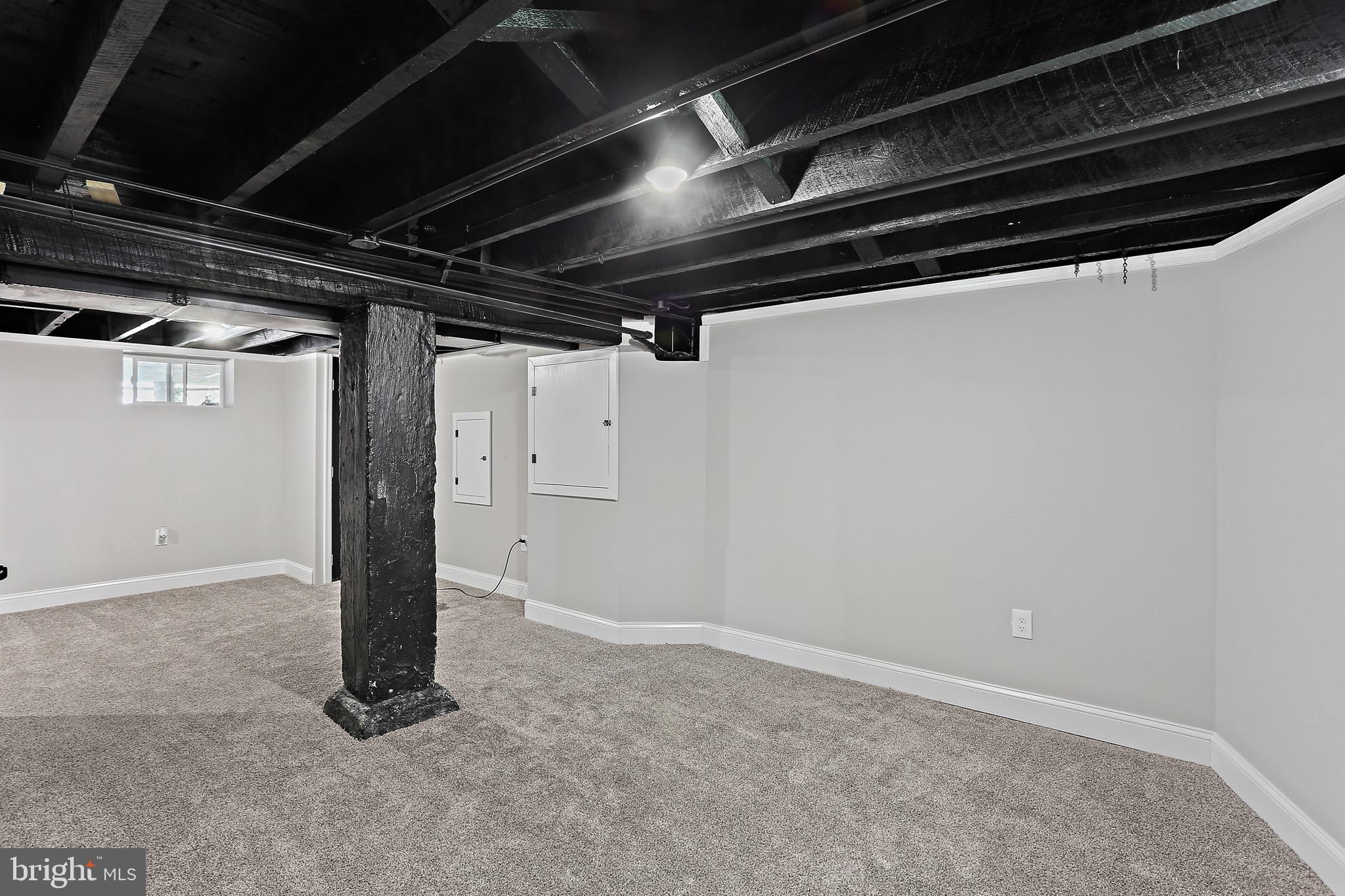 WINSTON GOVANS - Residential