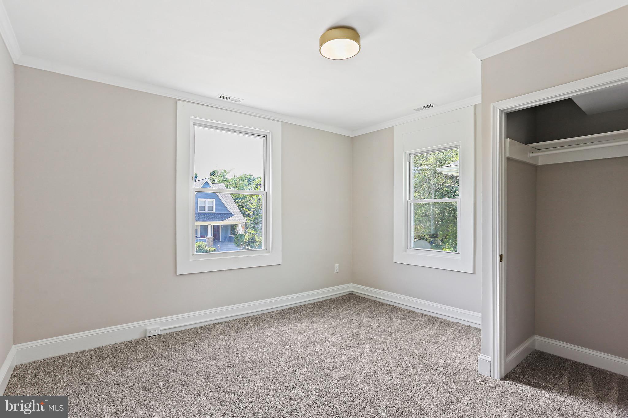 WINSTON GOVANS - Residential