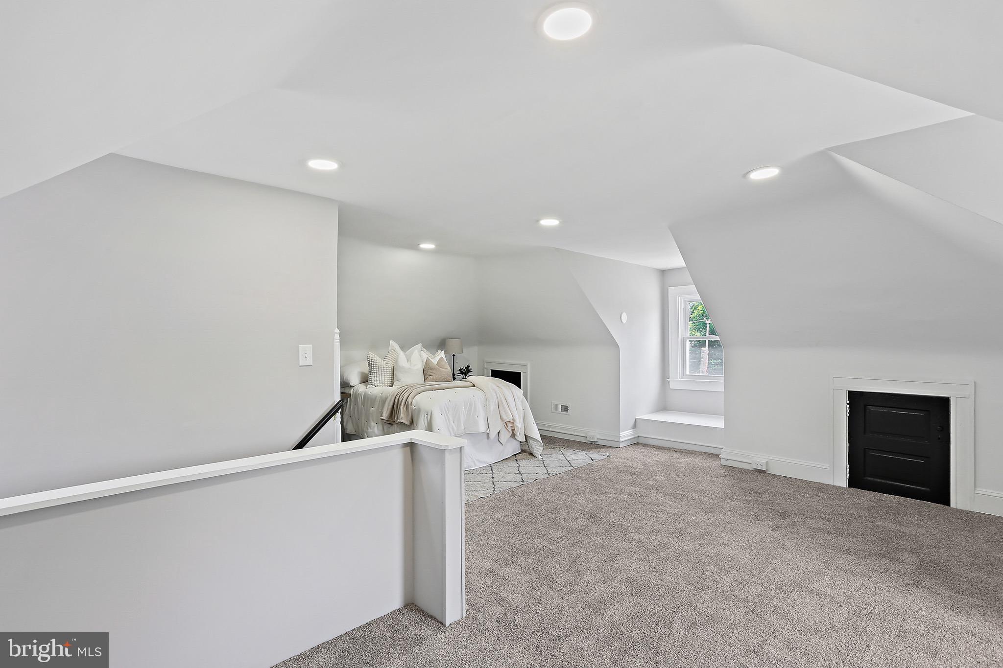 WINSTON GOVANS - Residential